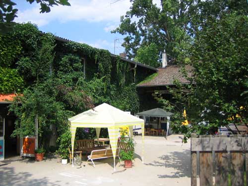 Schneckenhaus vom Hof aus gesehen